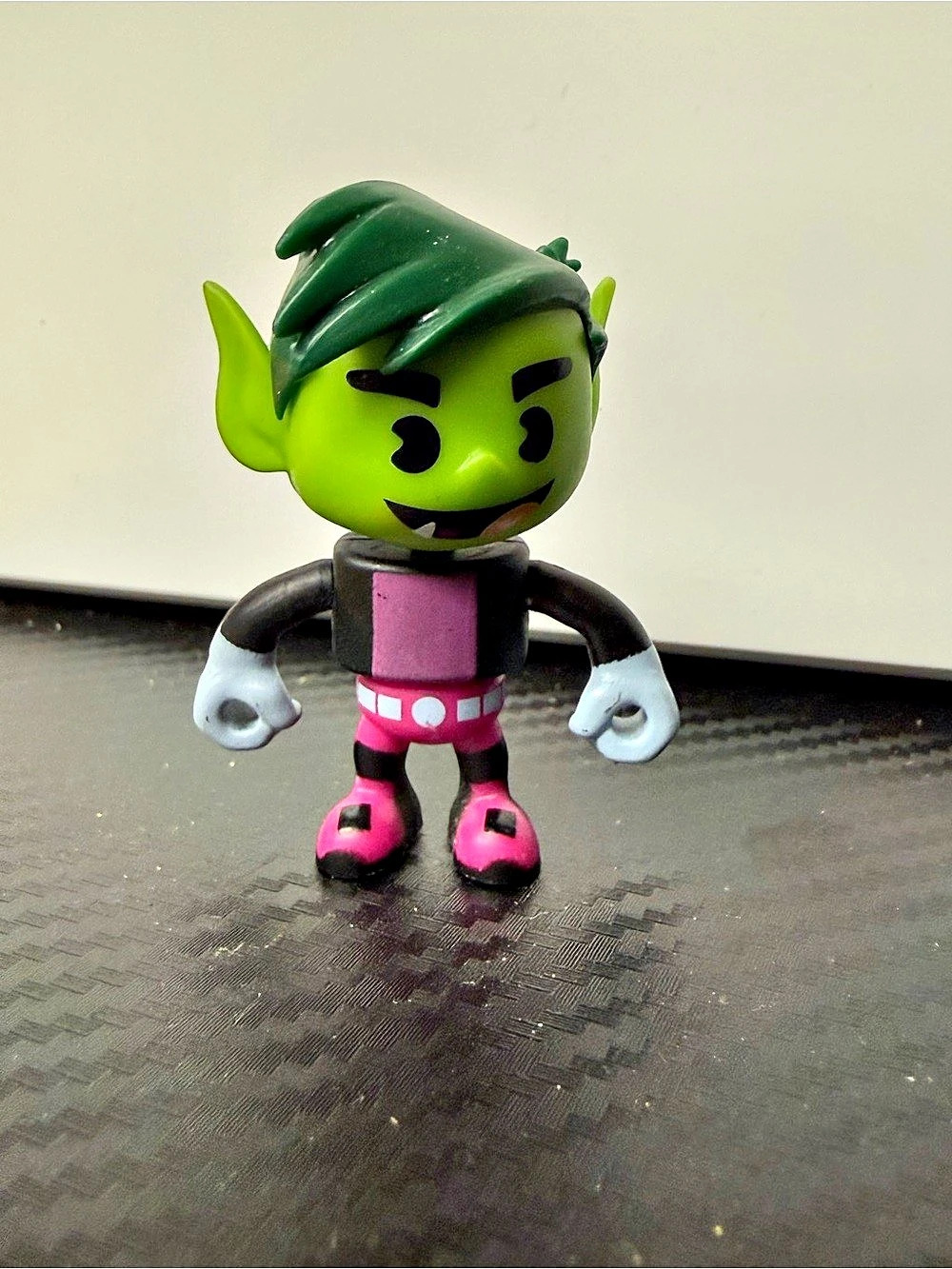 Mattel Teen Titans Go! Mini Figure Beast Boy Green & Pink